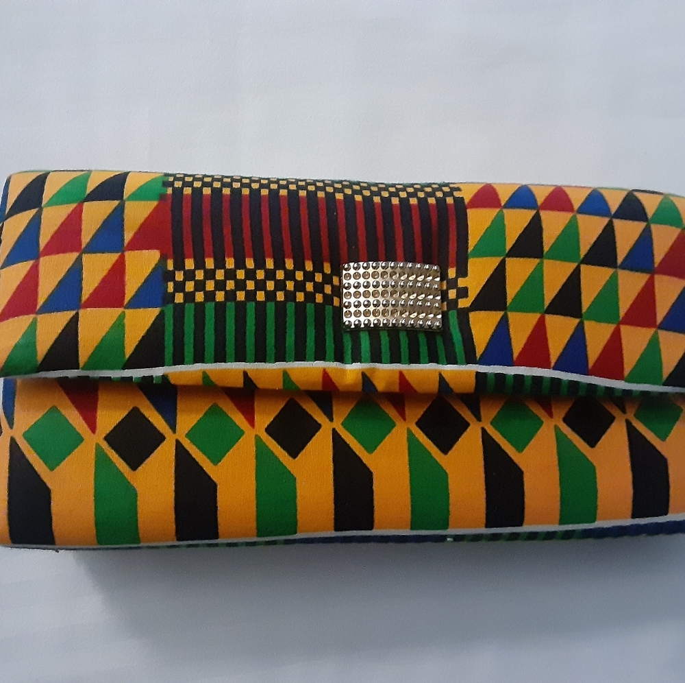 Kinte Print Clutch